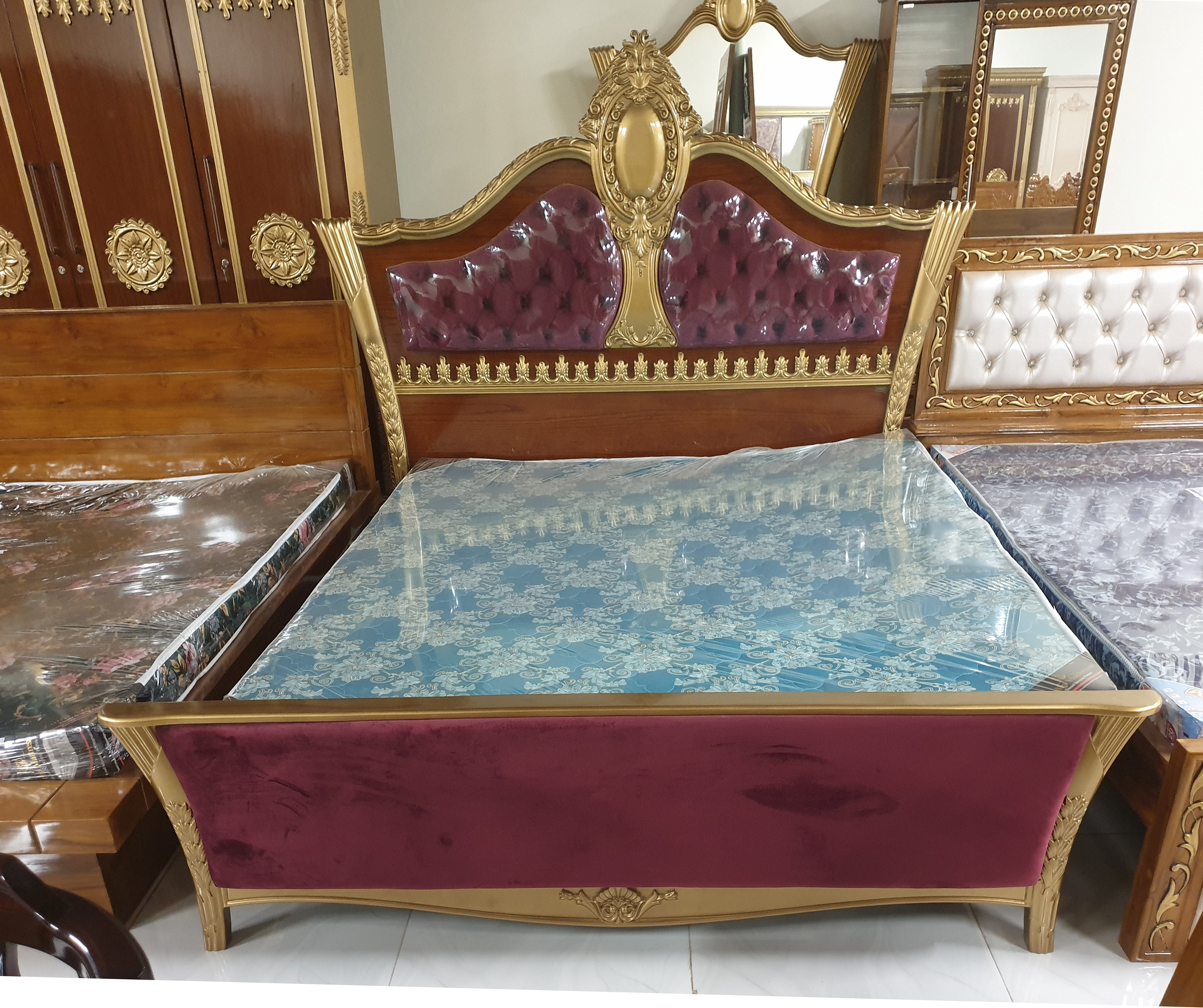 Luxury King Size Bed