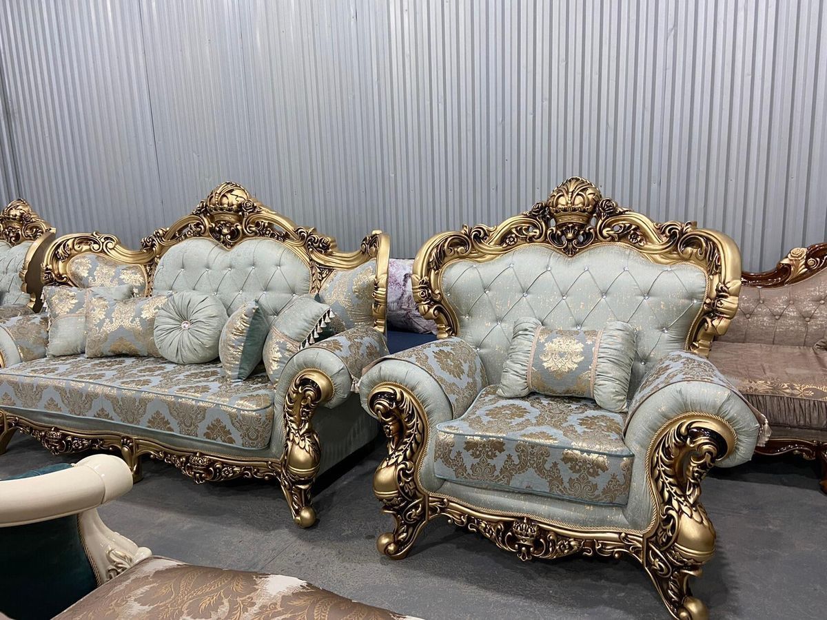 Luxury Victorian Sofa Set