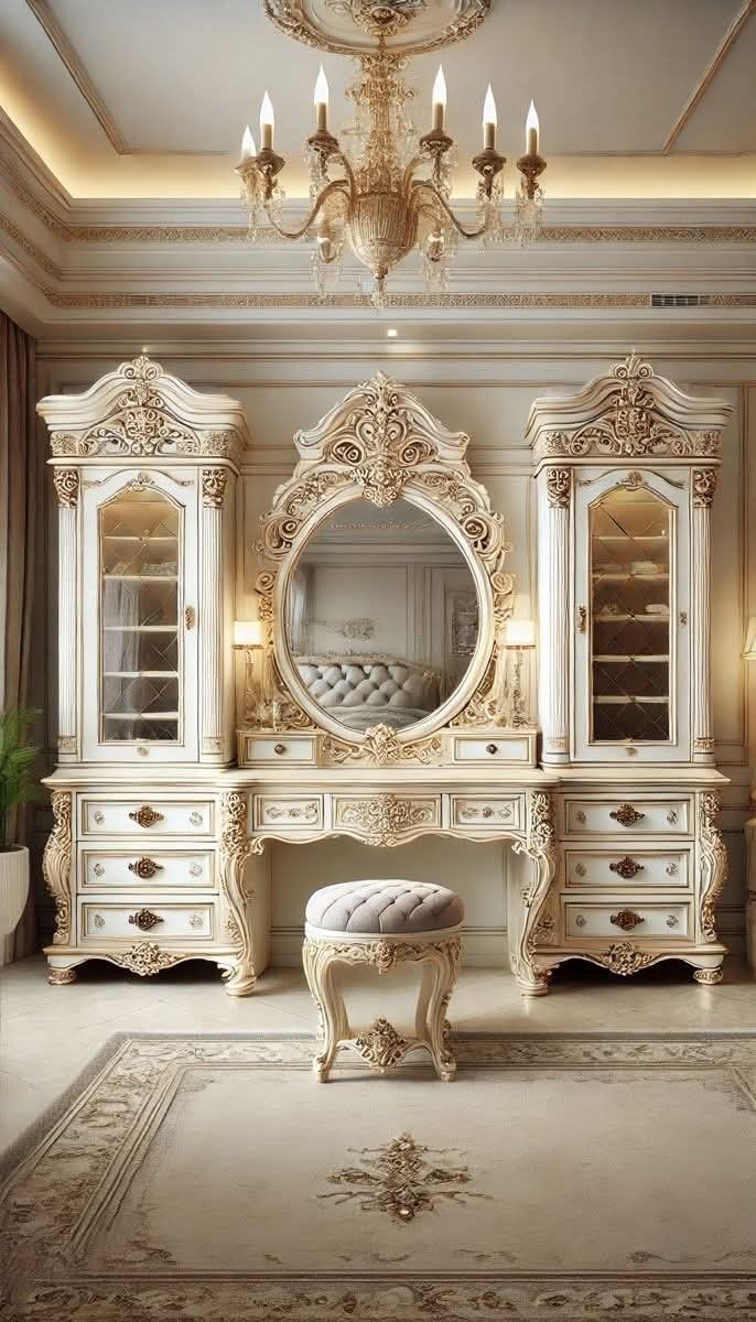 Vintage Ornate Vanity Set