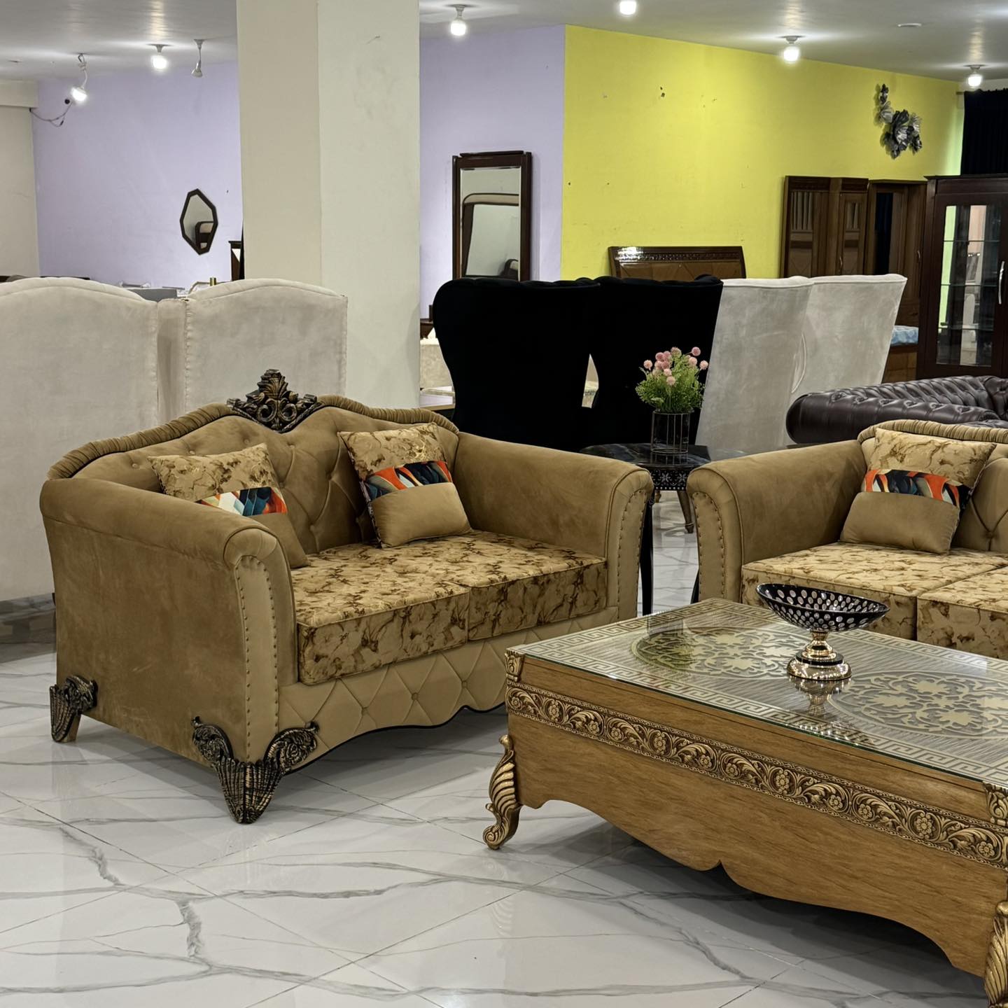 Luxury Classic Sofa Set