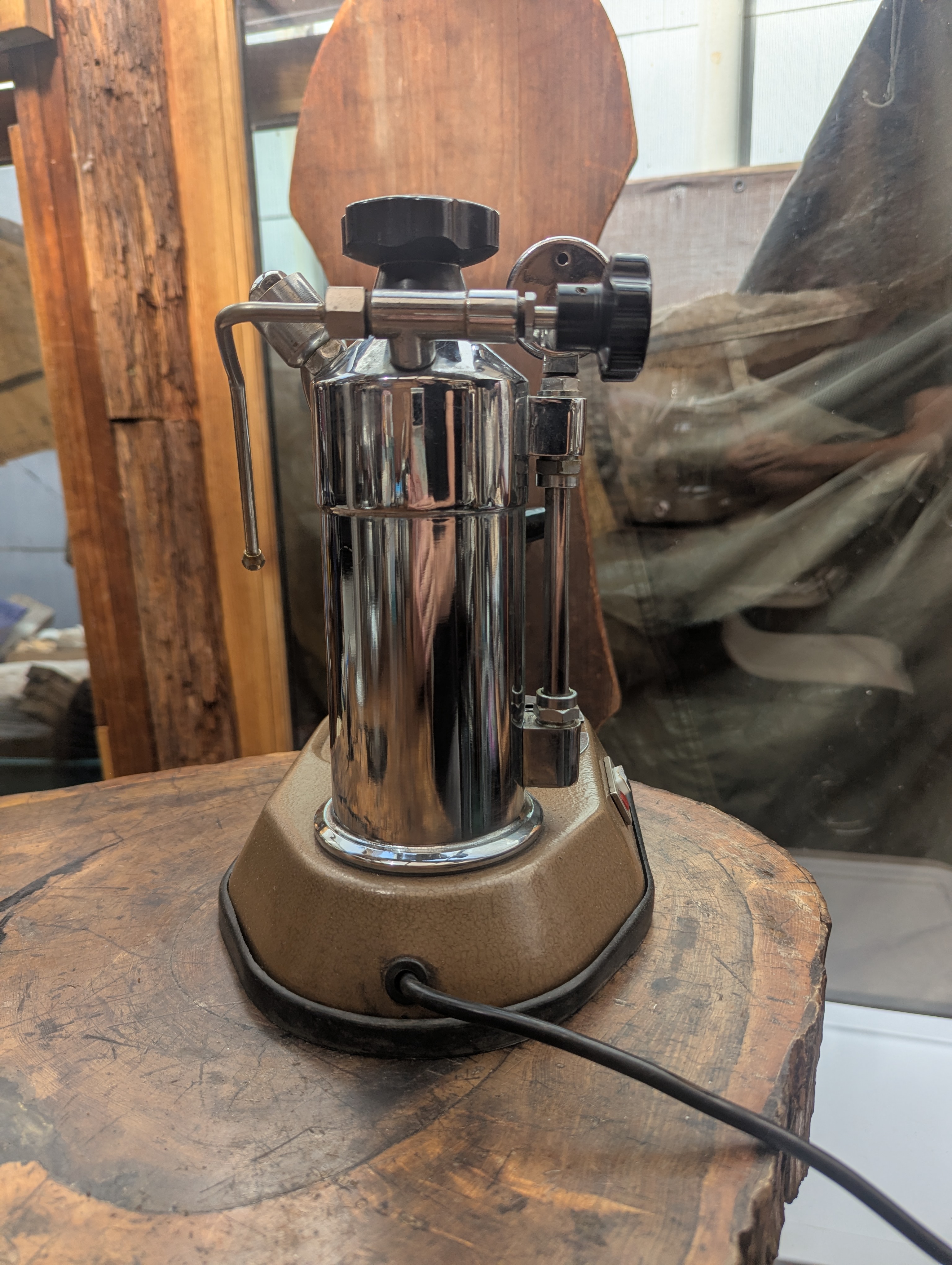 Custom 1975 La Pavoni Europiccola (with manometer!)