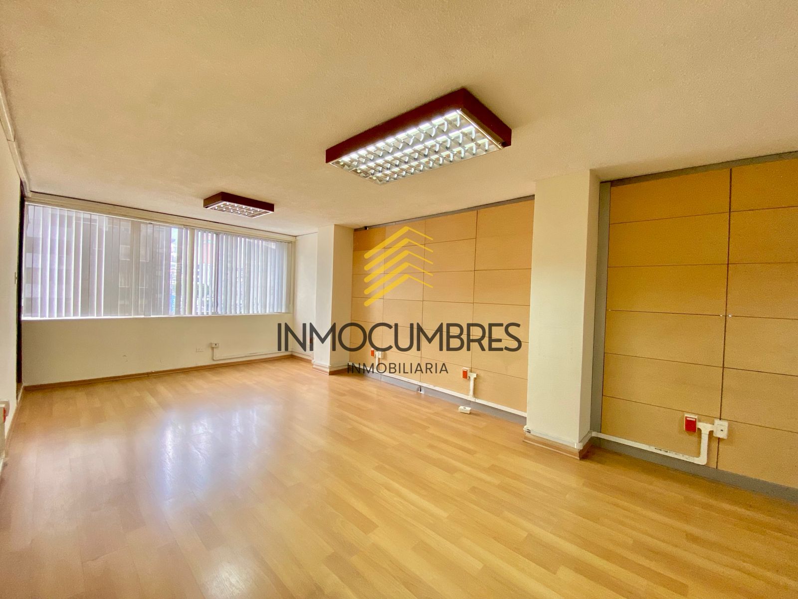 Edificio en venta, Gaspar de Villarroel y Amazonas 