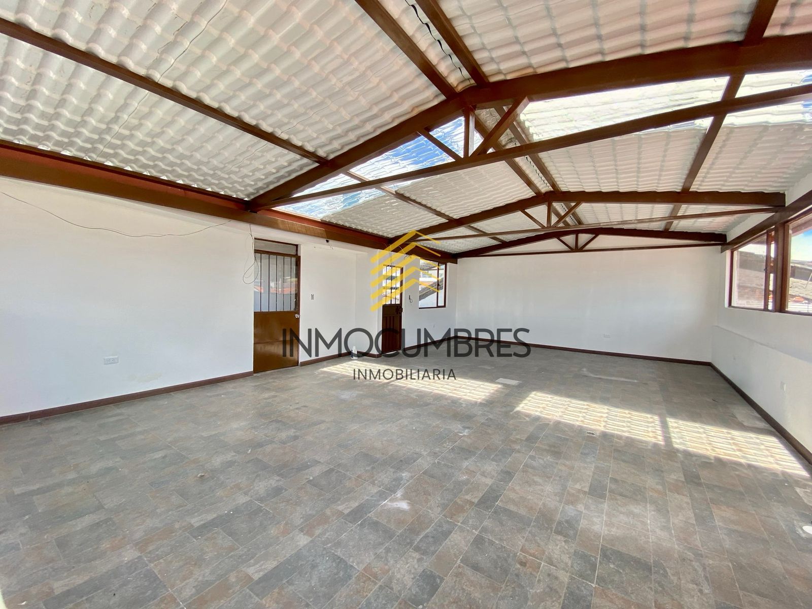 Casa para empresa en renta, Shyris y Gaspar De Villarroel 