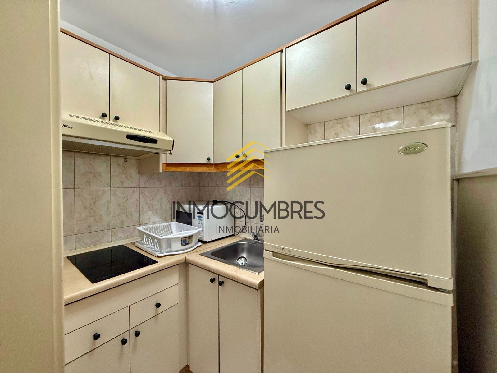 Departamento amoblado en renta, República Del Salvador