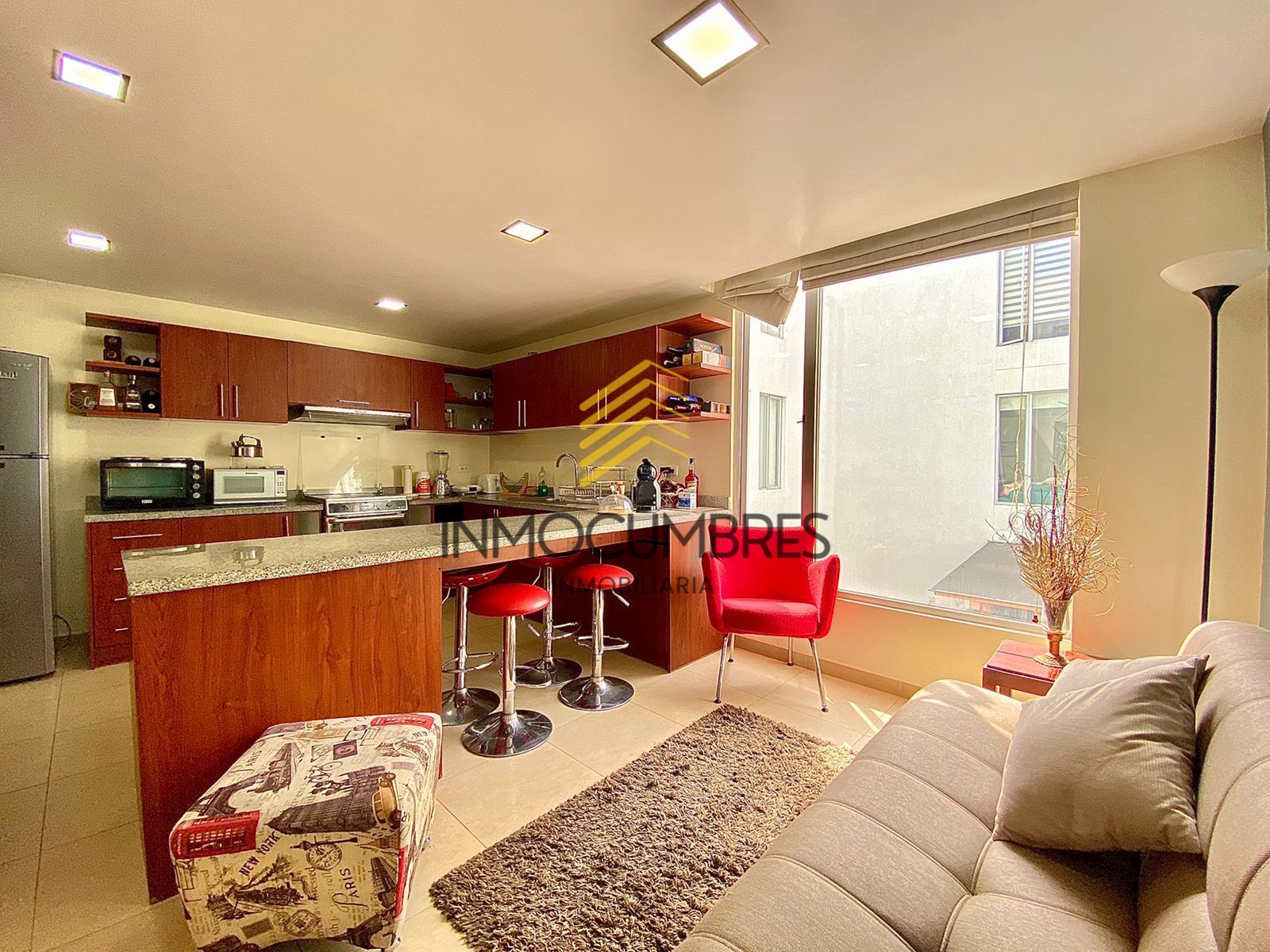 Departamento amoblado en venta, Cumbaya 