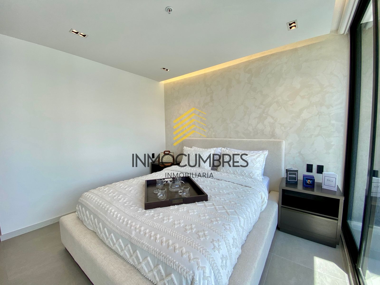 Suite de lujo en venta, República Del Salvador 