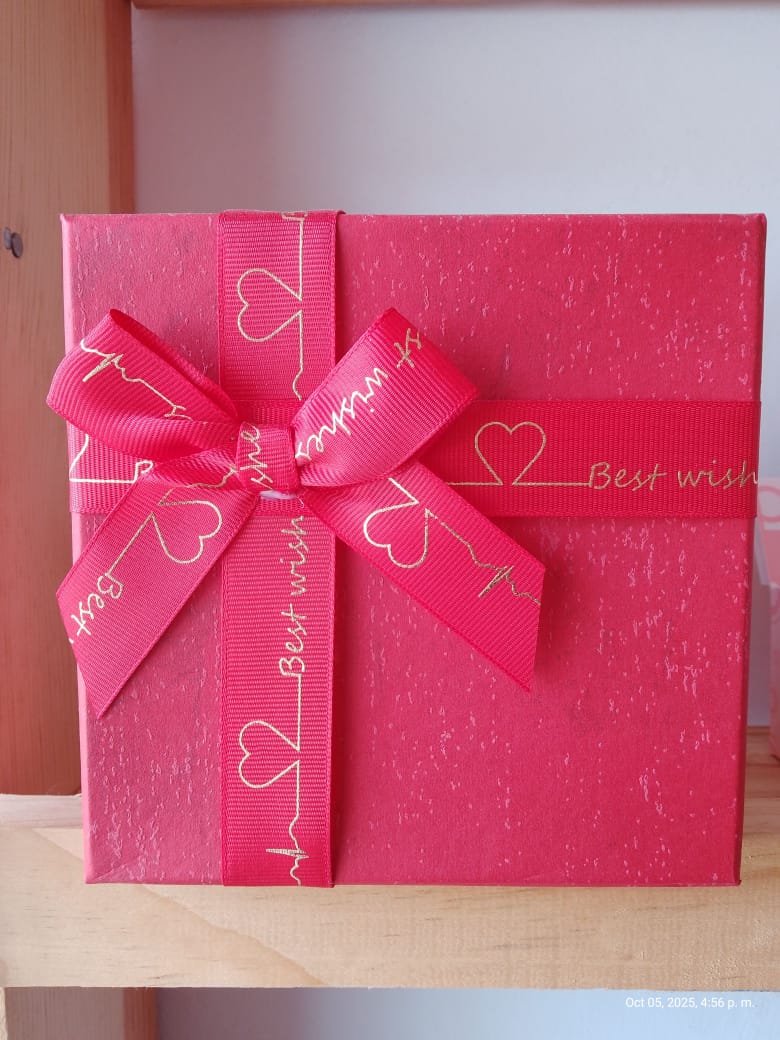 Caja de regalo roja