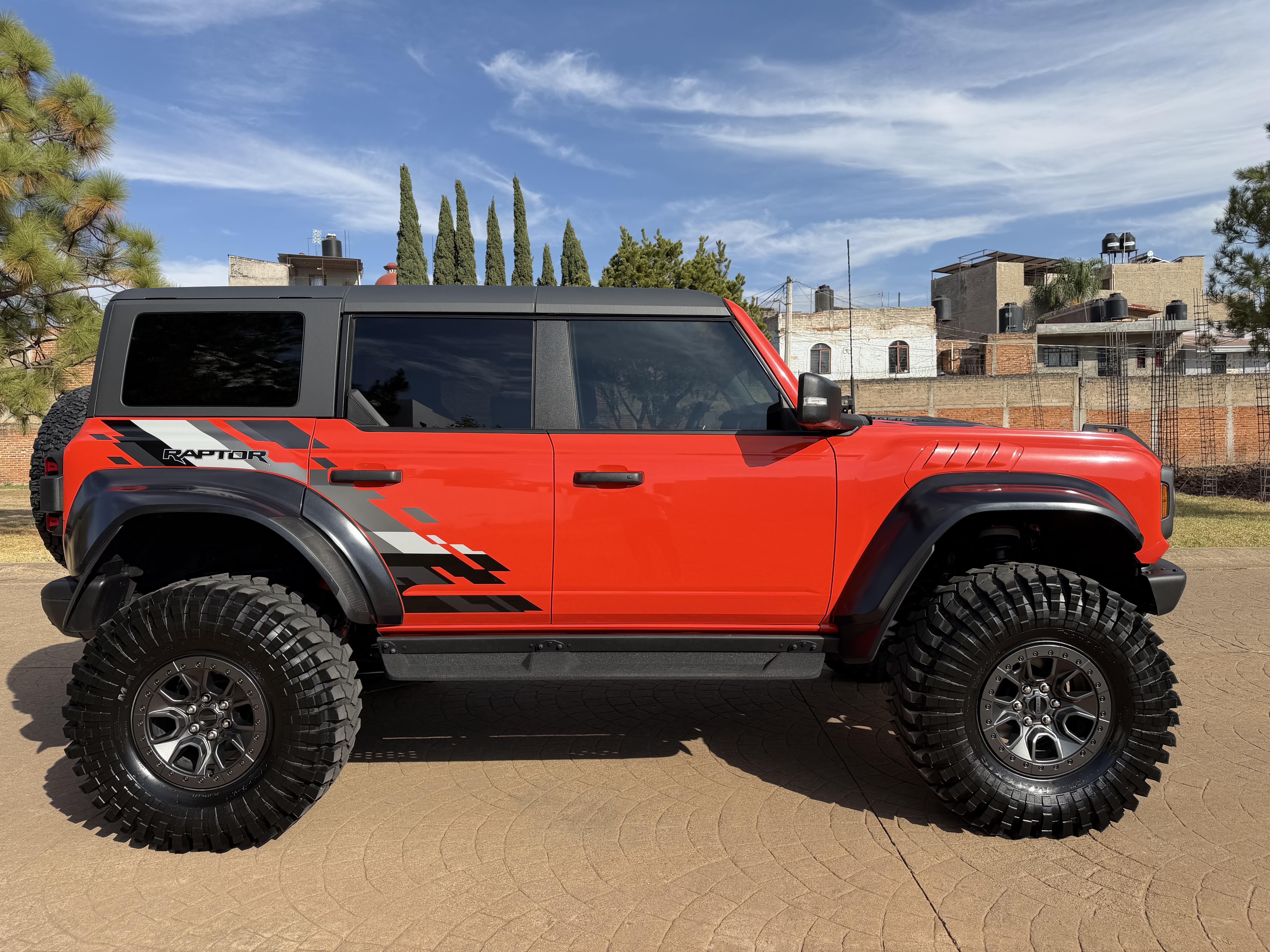 Ford Bronco Raptor 2022