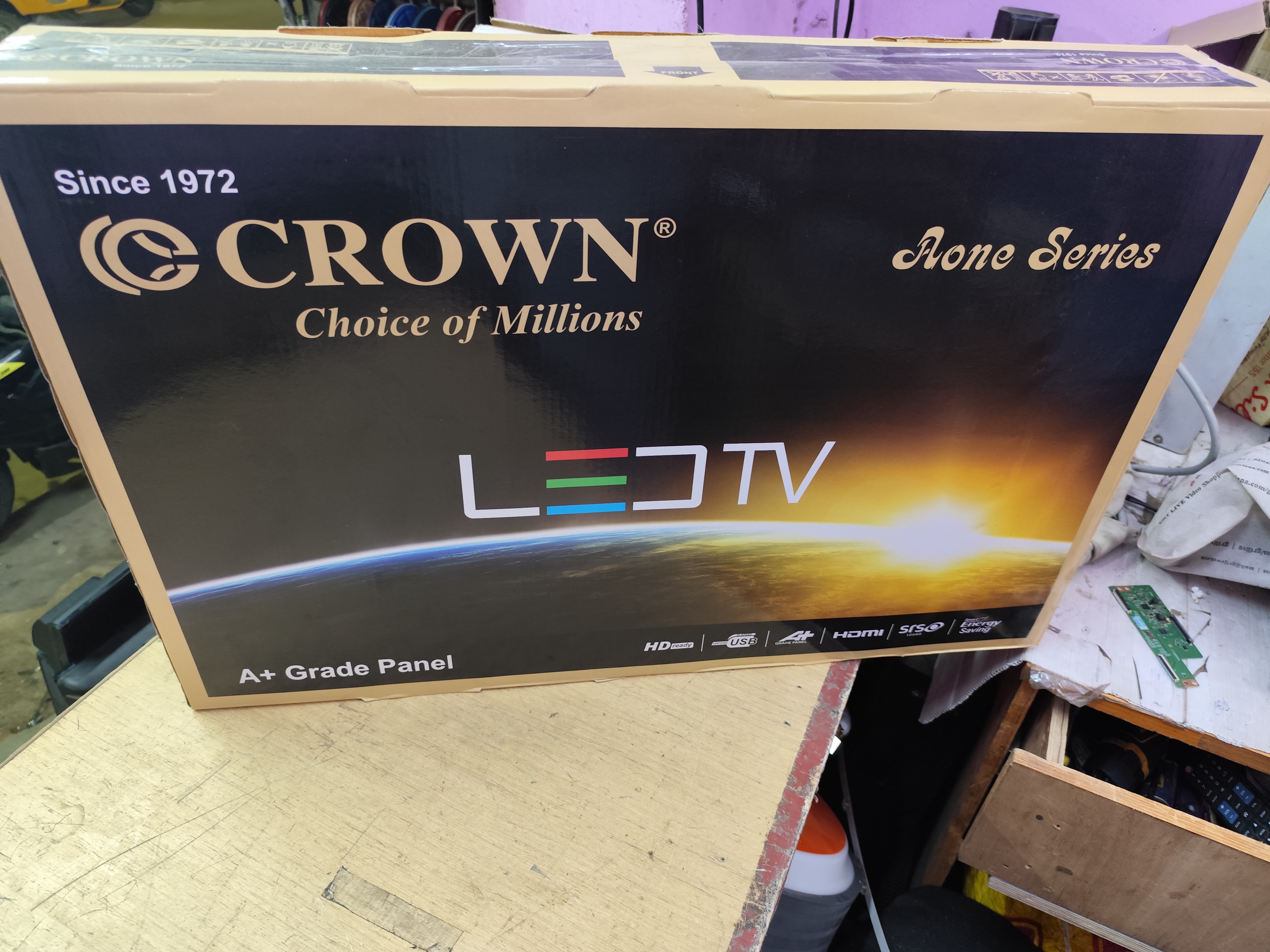 32" Crown Smart Led Tv 