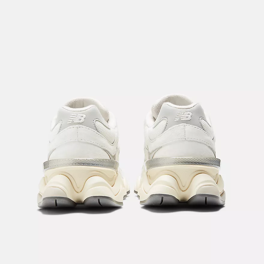 New Balance 9060 Sneakers