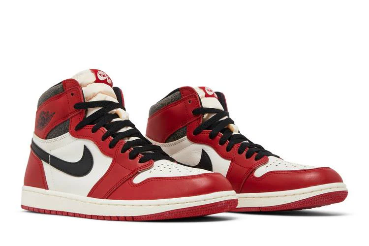 Nike Air Jordan 1 Retro High OG 'Chicago'