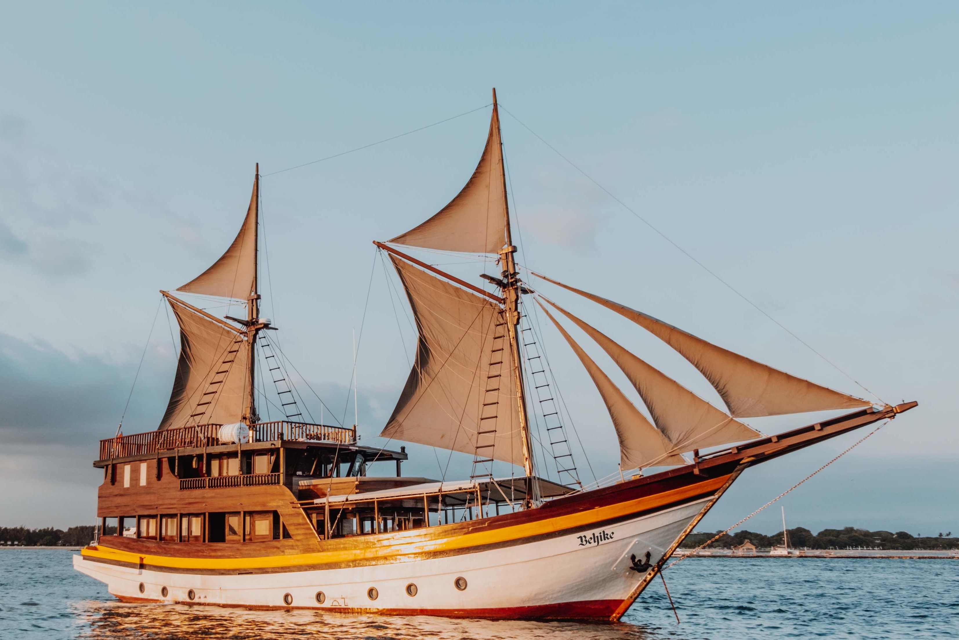  OPEN TRIP : BEHIKE PHINISI  SAILING 3D2N