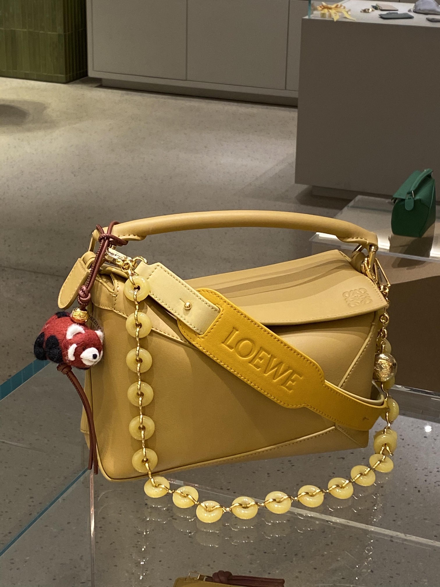 로에베 퍼즐백 
