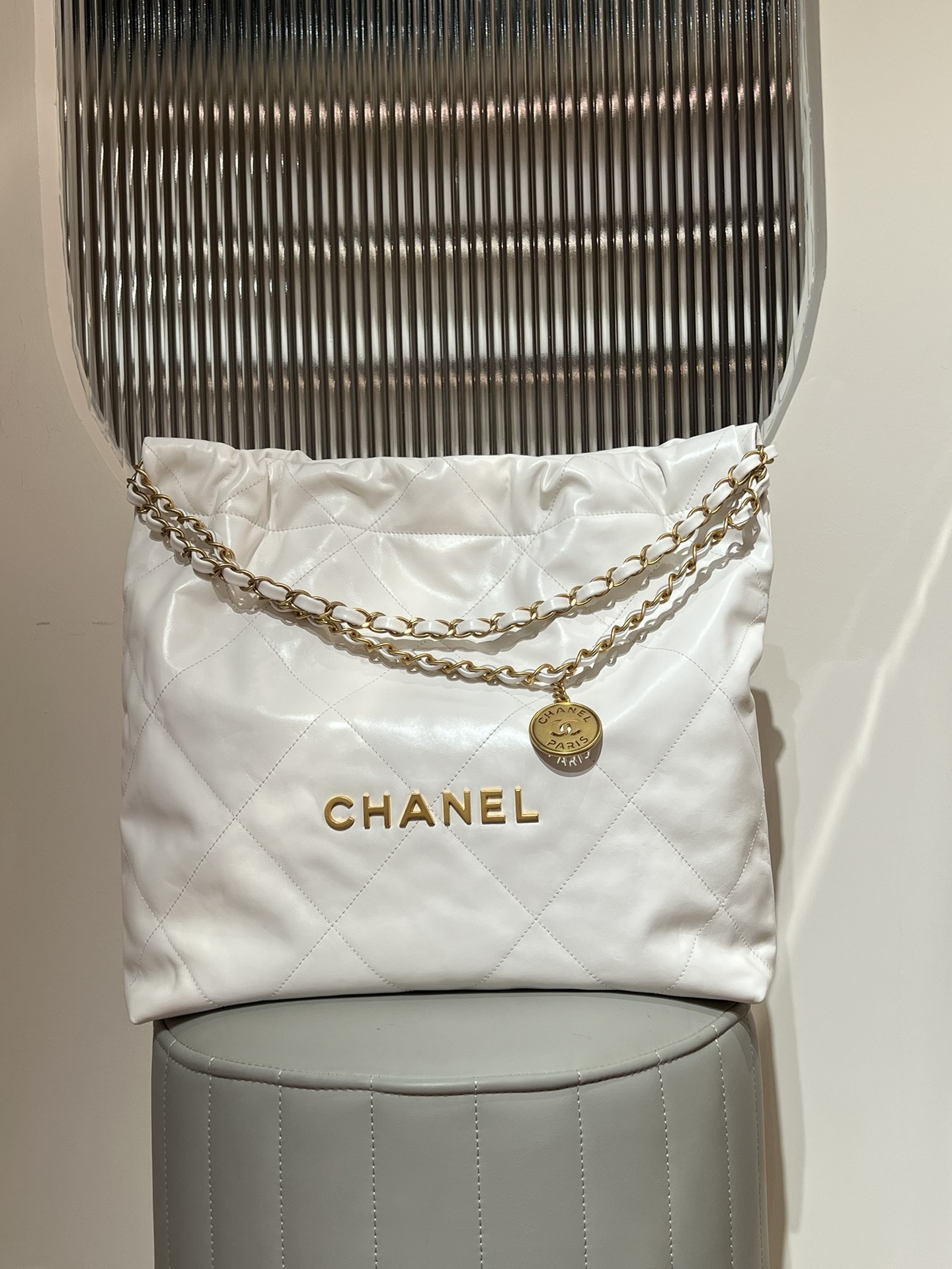 샤넬 22백 클래식