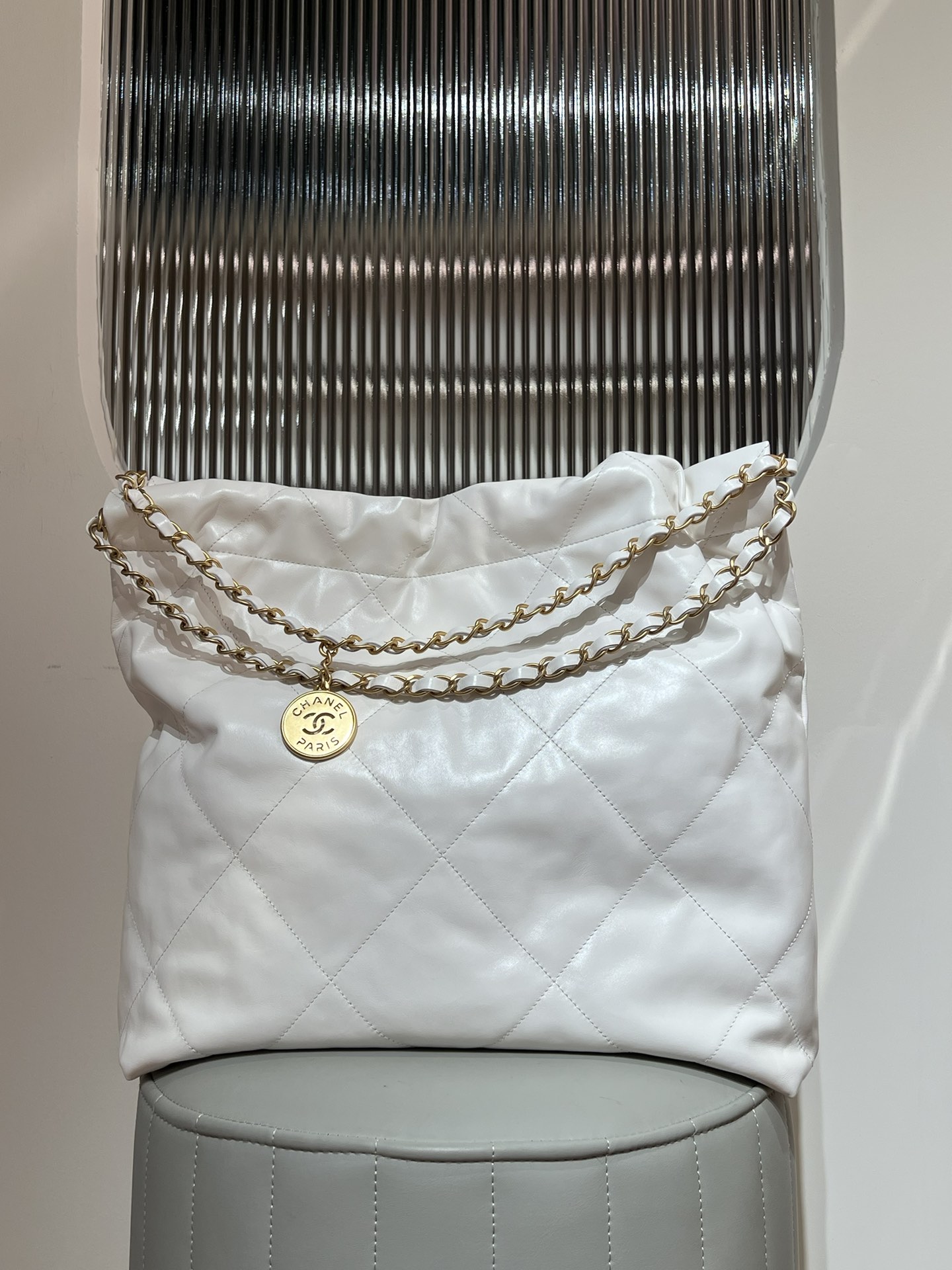 샤넬 22백 클래식