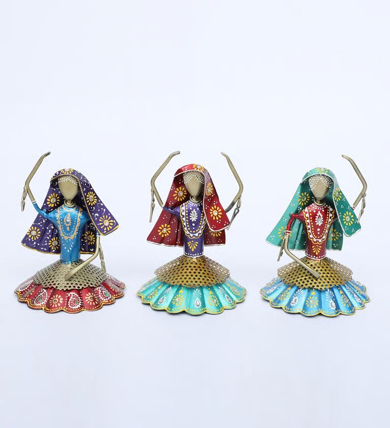 Kal Baliya Set Of 3 Multicolour Iron Figurines