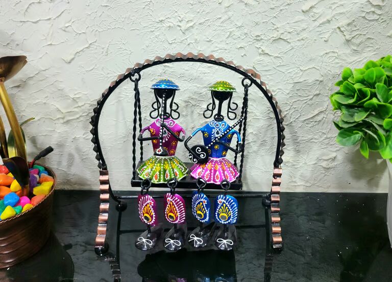 Decorative Multicolour Metal 2 Lady Jula