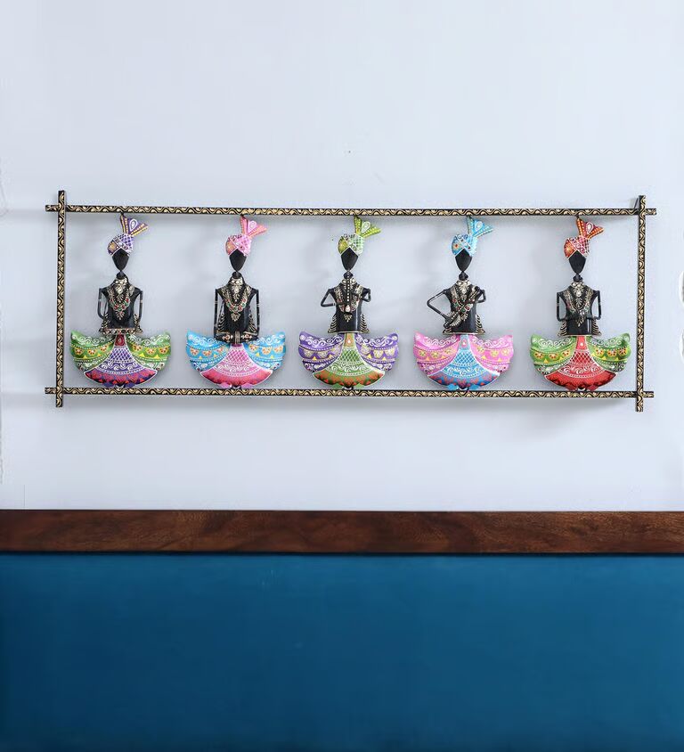 Decorative 5 Safa Man Multicolour Iron Wall Art