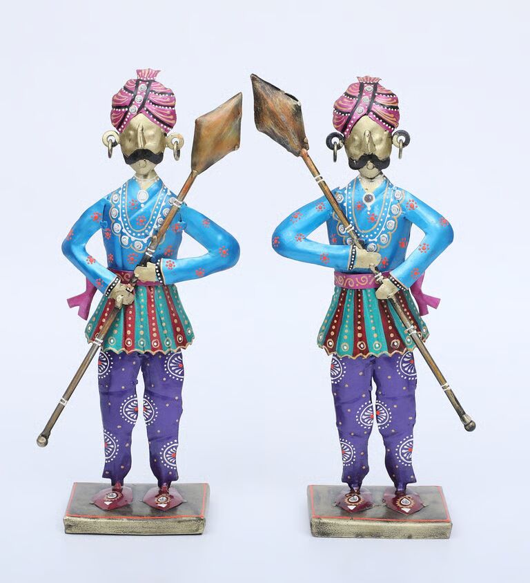 Chokidar S/2 Multicolour Metal Figurines