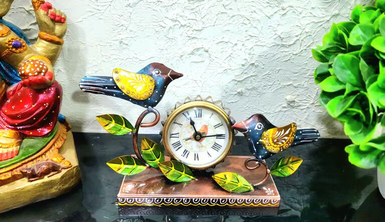 Multicolor Iron 2 bird clock