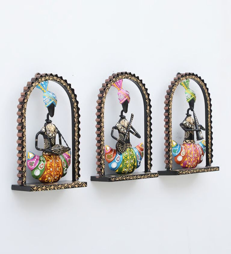 Decorative Safa Doll S /3 Multicolour Metal Wall Art