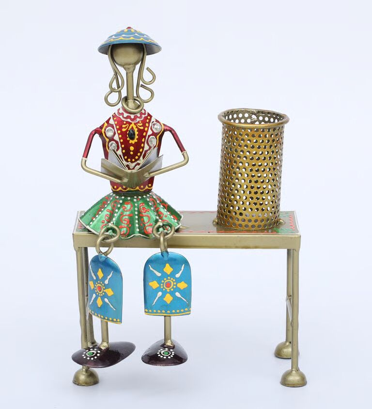 Lady Hanging Multicolour Metal Pen Stand