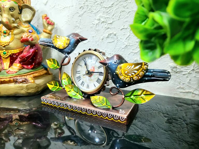 Multicolor Iron 2 bird clock