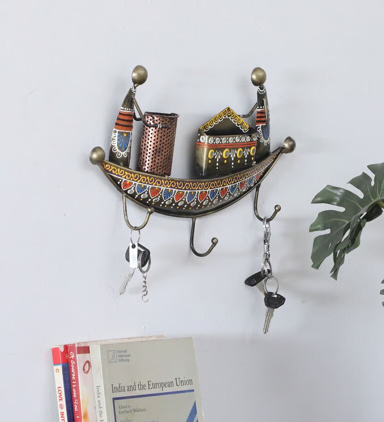 Boat Multicolour Iron Key Holder