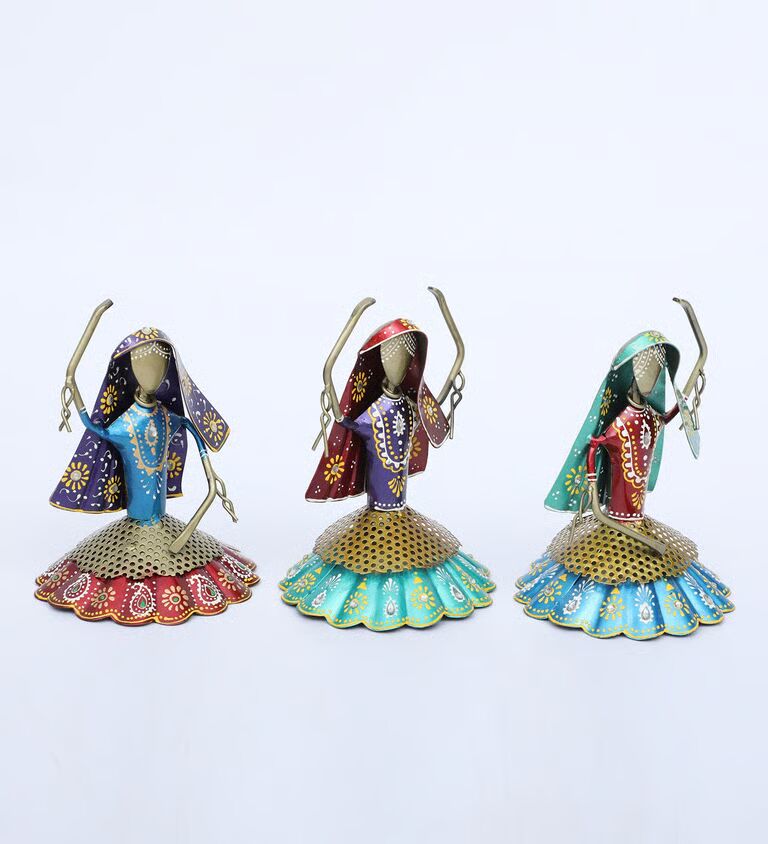 Kal Baliya Set Of 3 Multicolour Iron Figurines