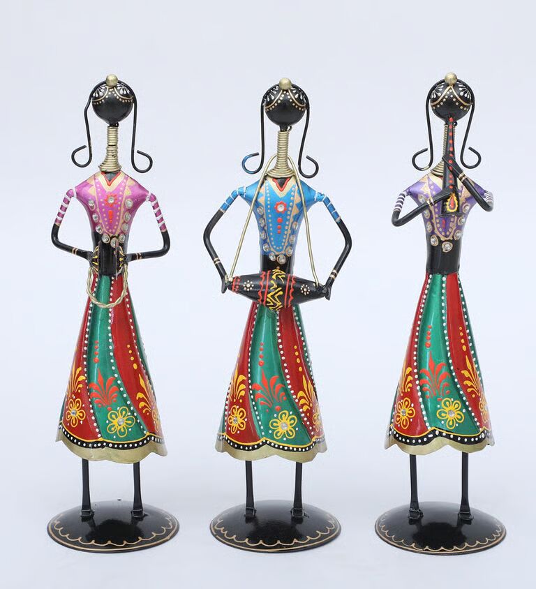 Lady Gagra Doll Set Of 3 Multicolour Iron Figurines