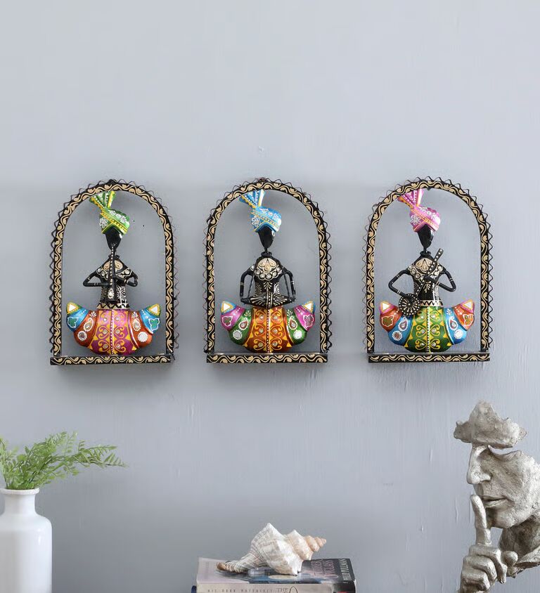 Decorative Safa Doll S /3 Multicolour Metal Wall Art