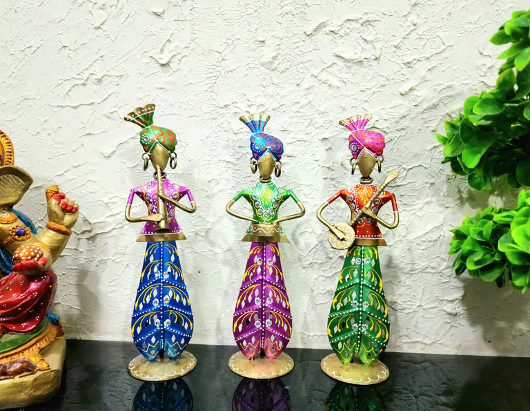 Decorative Multicolour Panjabi Doll Stand s/3 Tea Light