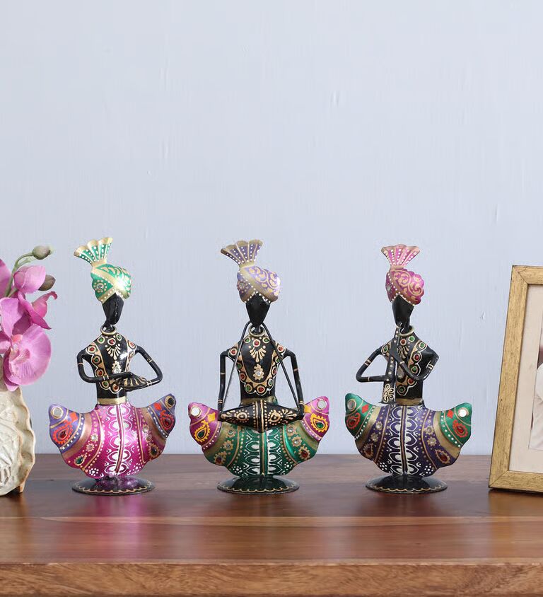 Safa Doll Set Of 3 Multicolour Iron Figurines