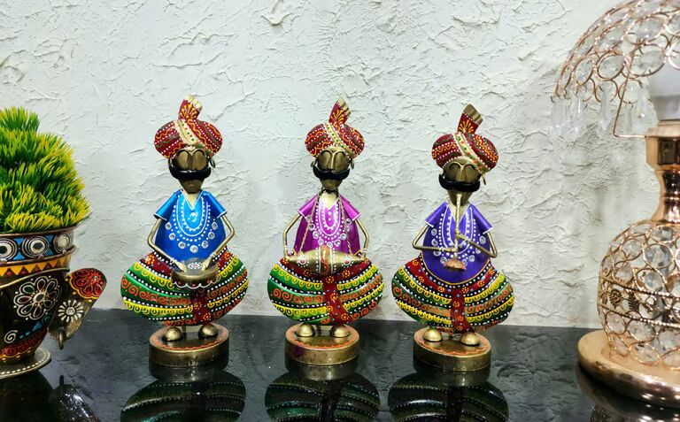 Decorative Multicolour Panjabi doll s/3