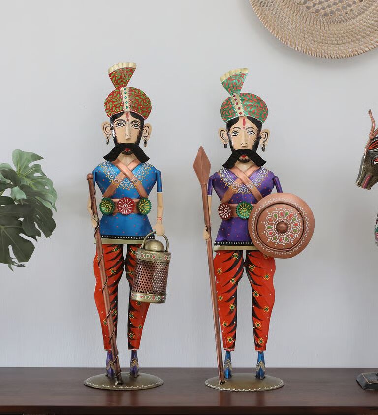 Chowkidar Set Of 2 Multicolour Iron Figurines