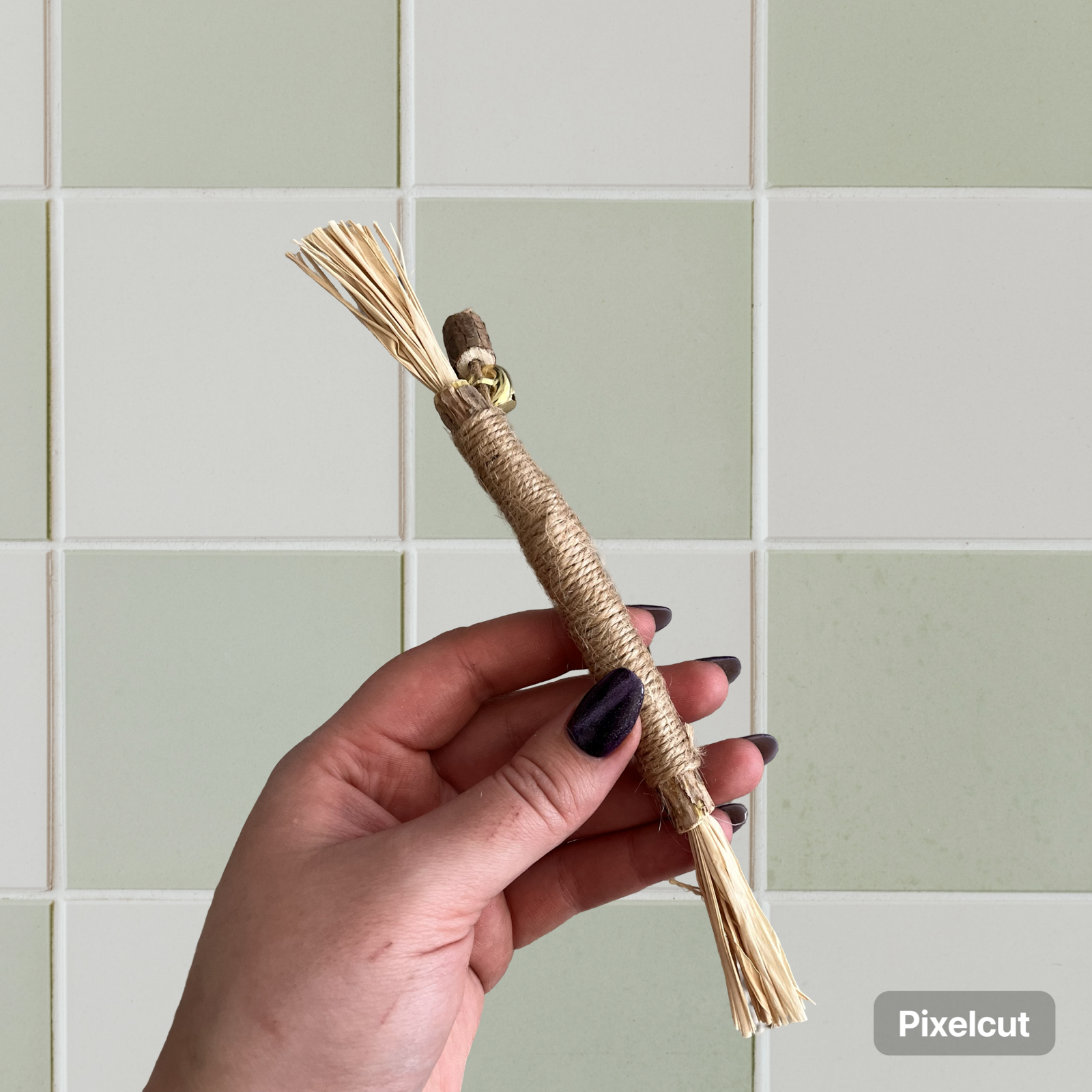 Eko kačių žaislas - pagaliukas. 