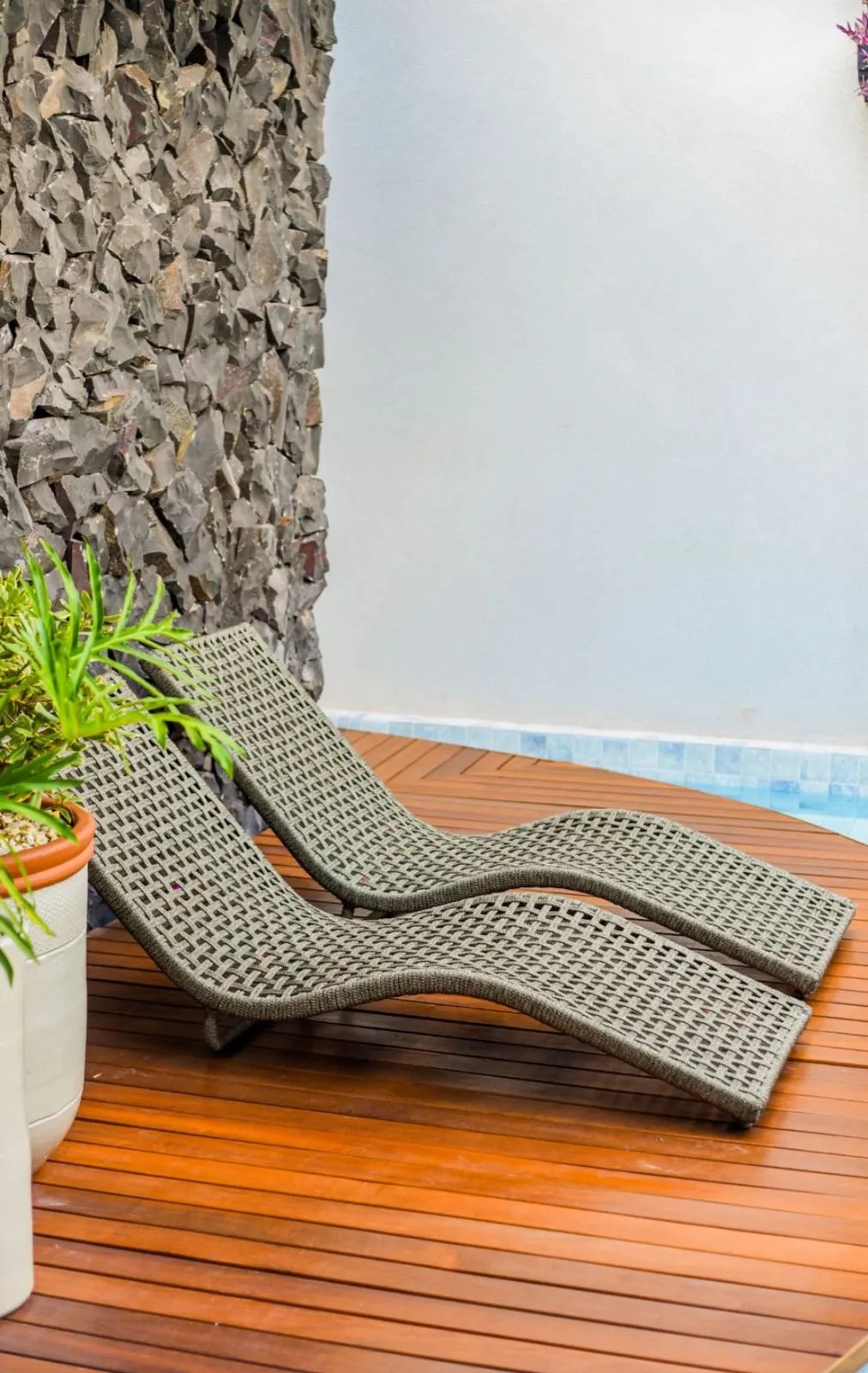 Espreguiçadeira onda fixa