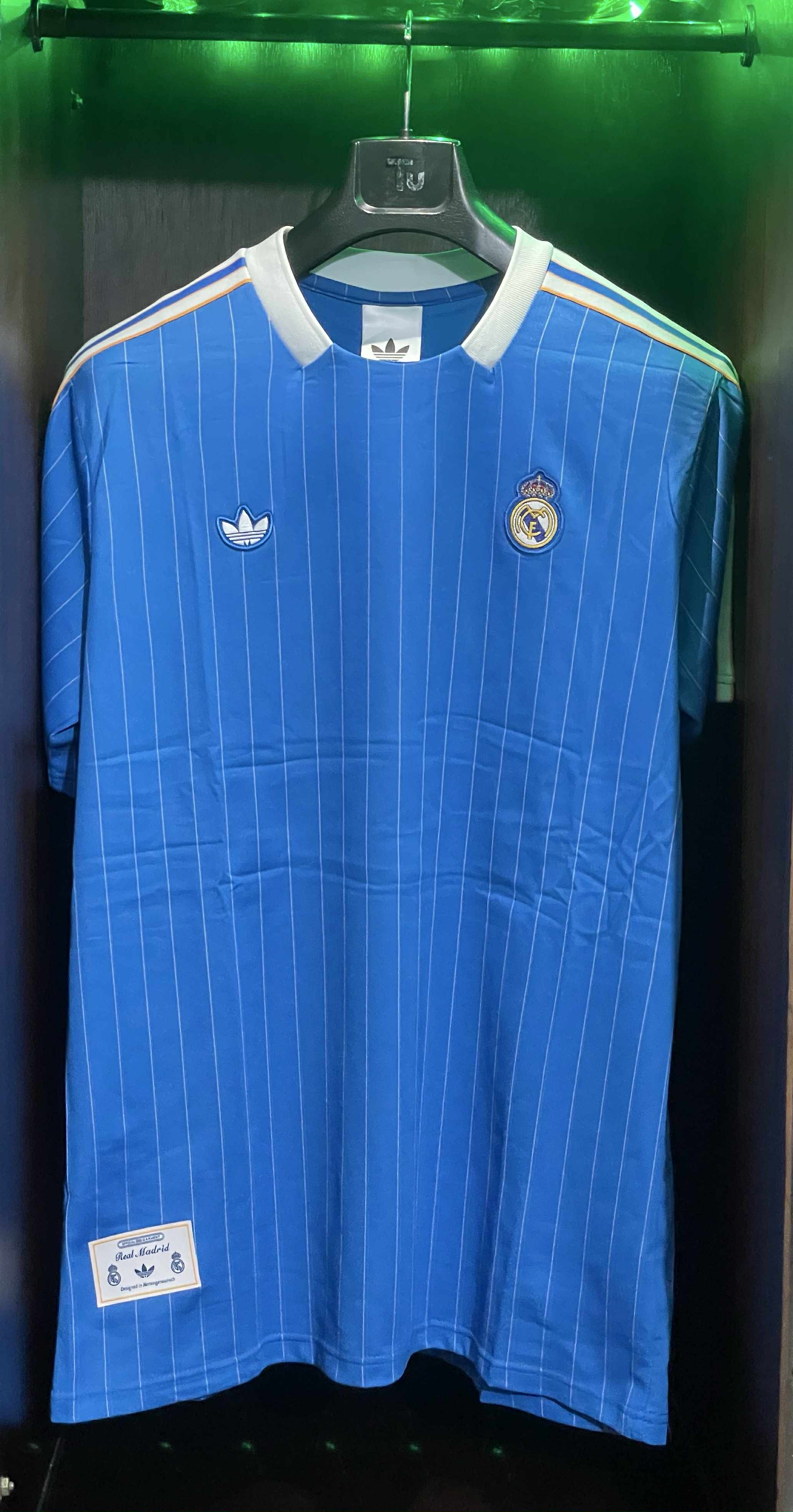 Real Madrid 2025 Travel Kit (Imported )