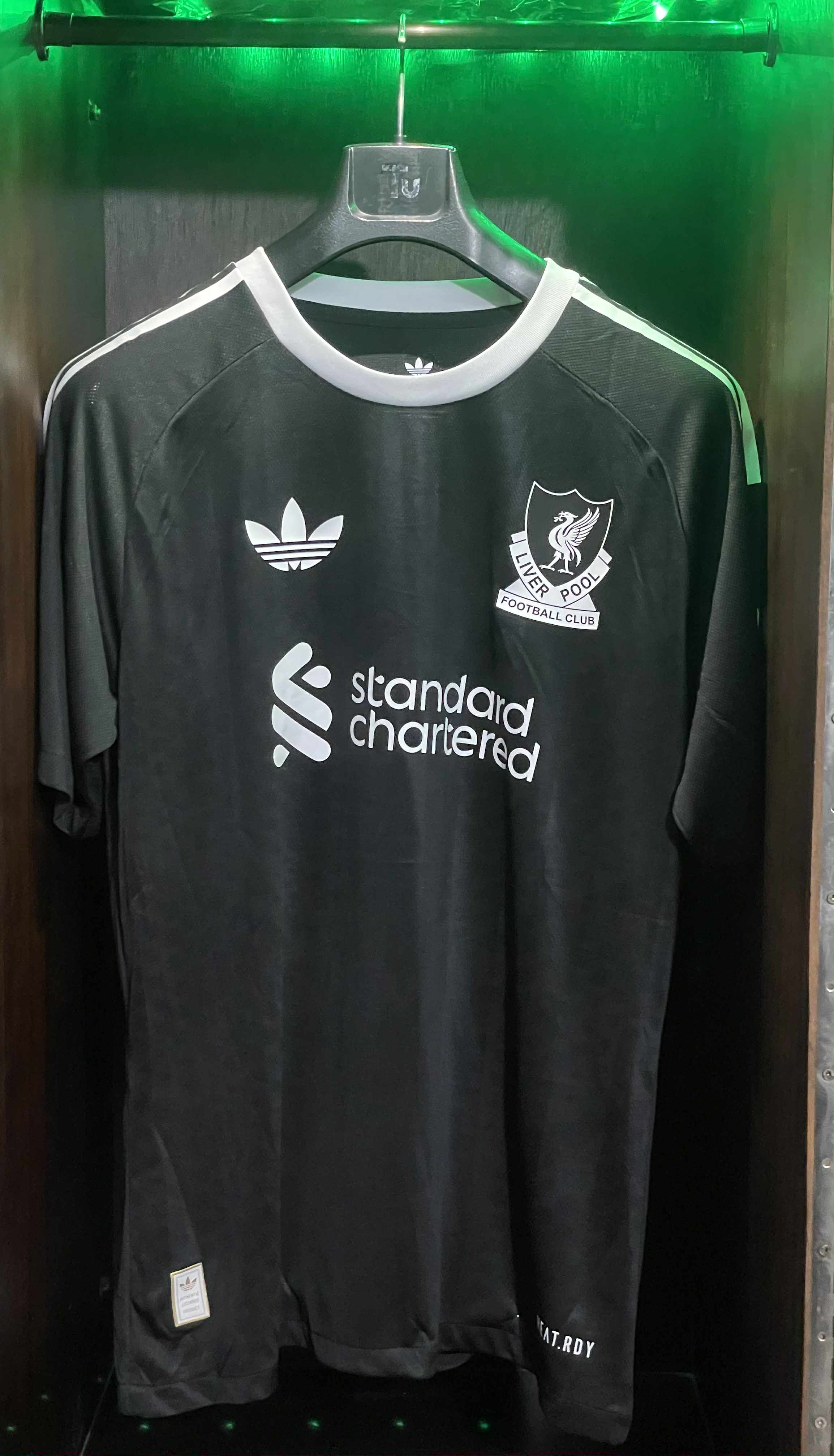 Liverpool FC 2025 Gk Kit (Player Edition)