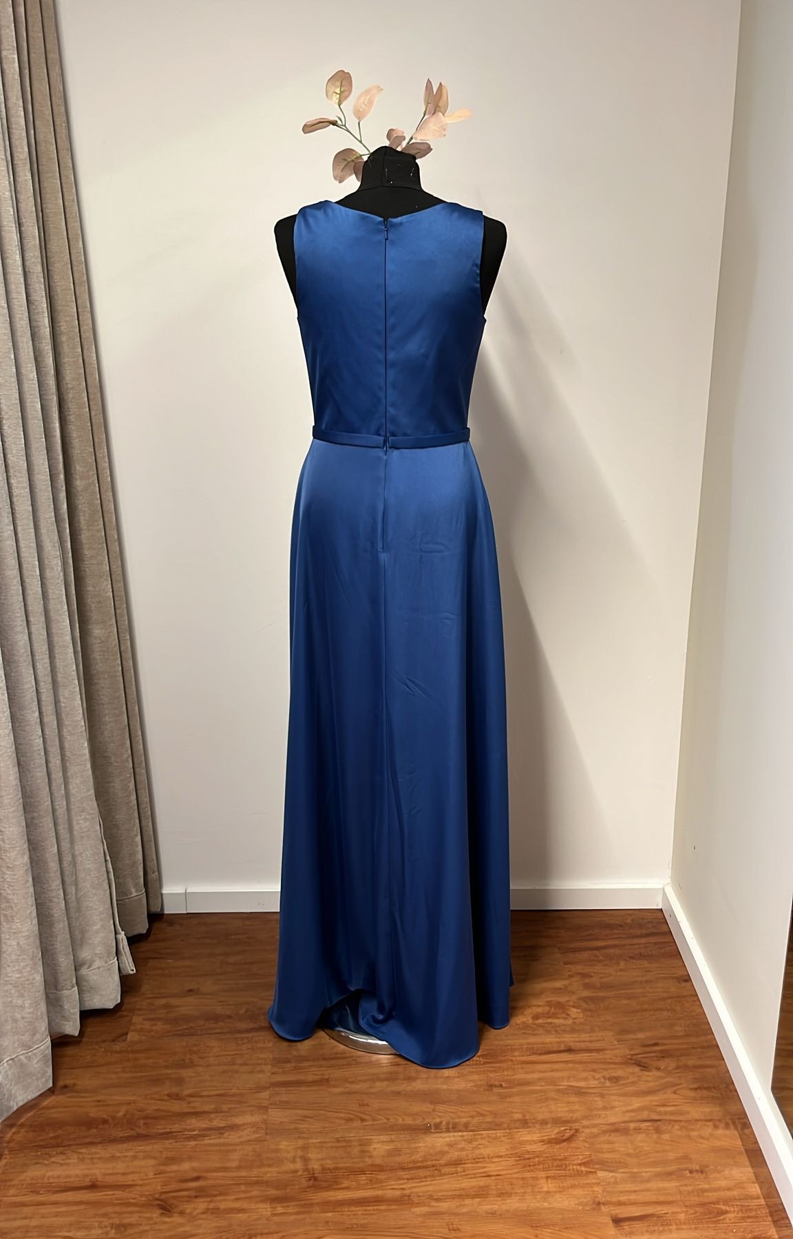 Elegantes blaues Abendkleid