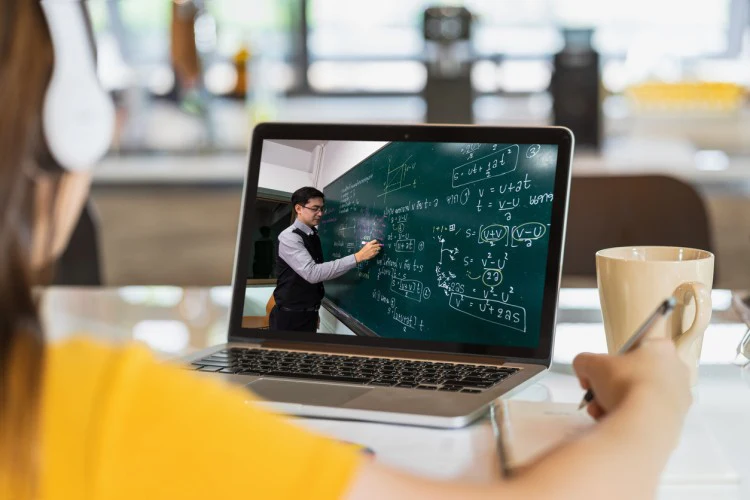 Online Mathematics Tutoring Session