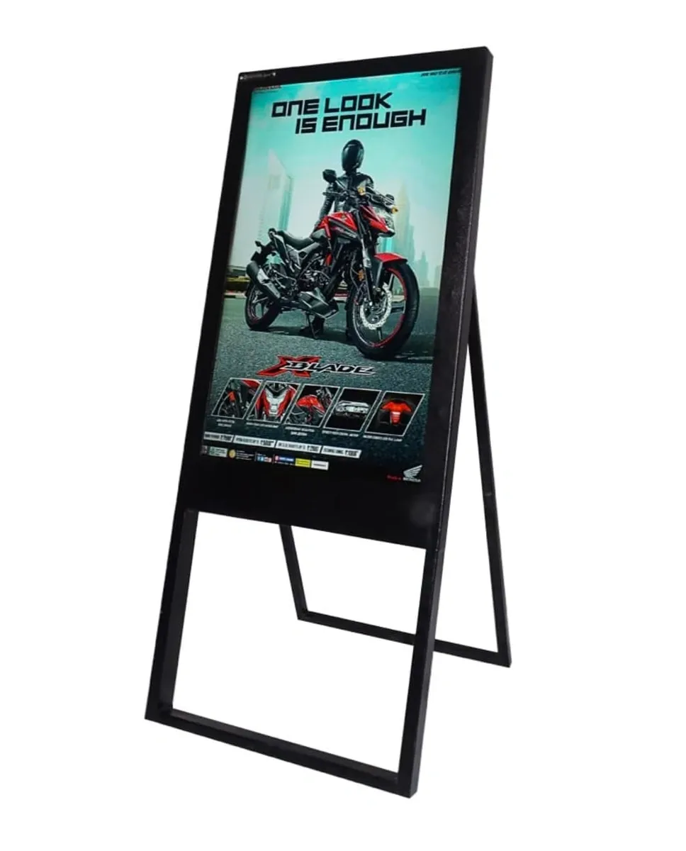 Individual Digital Signage A Shape 32"