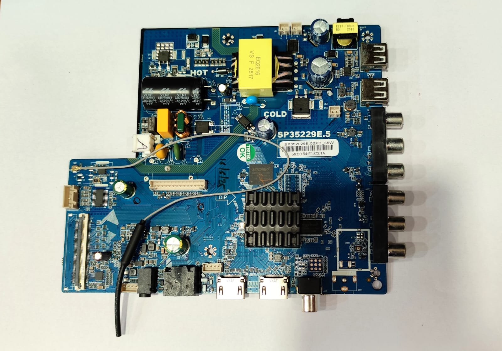 43 four  in one Mb 1-8 GB Videoscape - SP35320E.5 Mainboard PCB