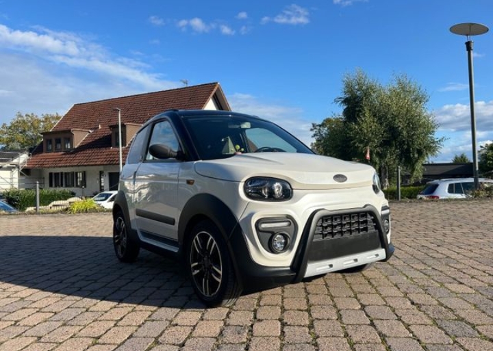 MICROCAR M.GO X