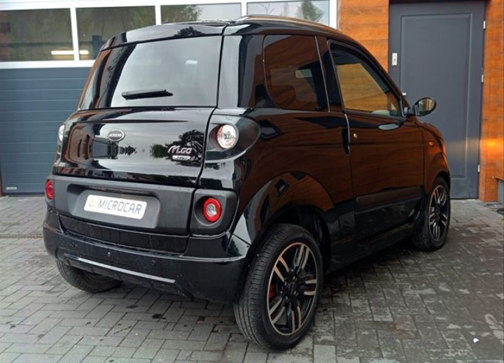 MICROCAR M. GO 6