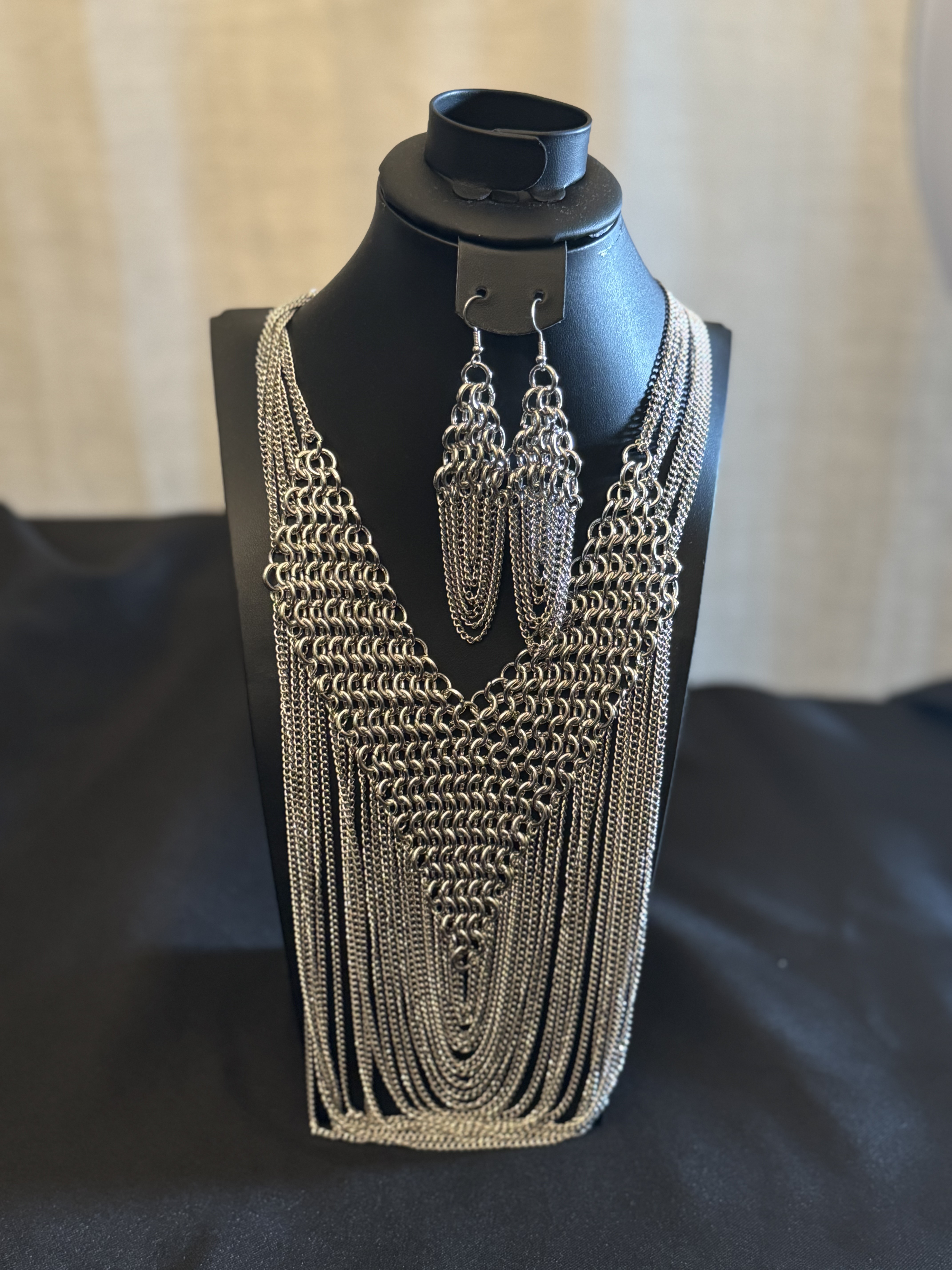 Sylvia's Pretty Bling Necklace and Earring Set