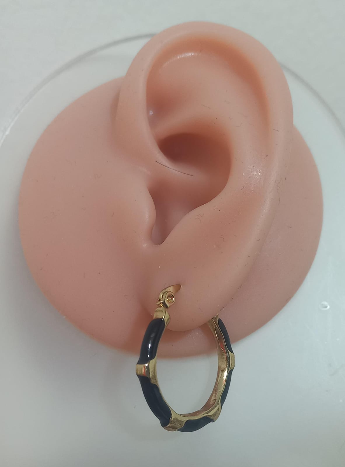 Candongas de Bambú Esmaltada Negro