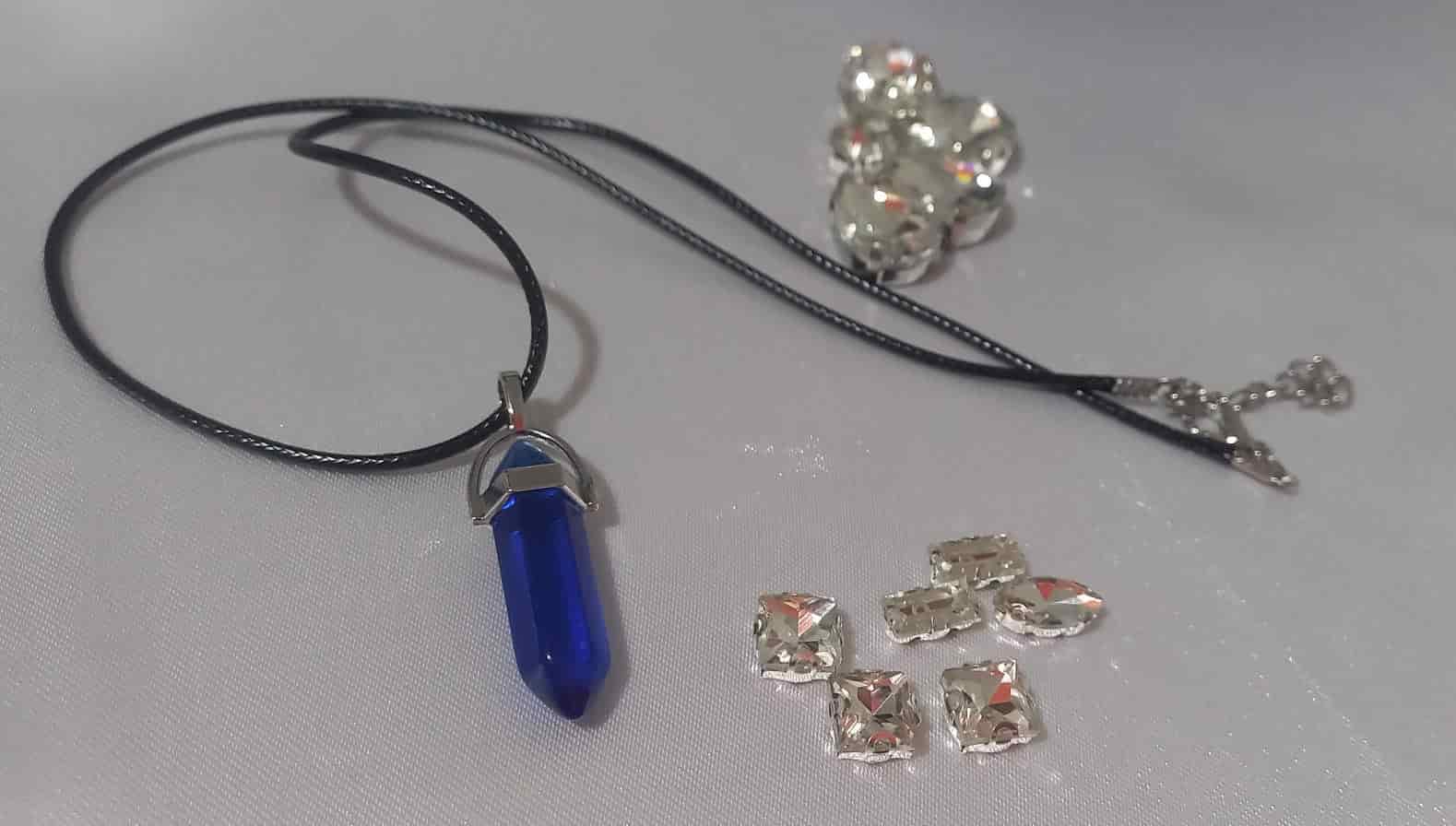 Cadena de Cordón con Cristal Azul