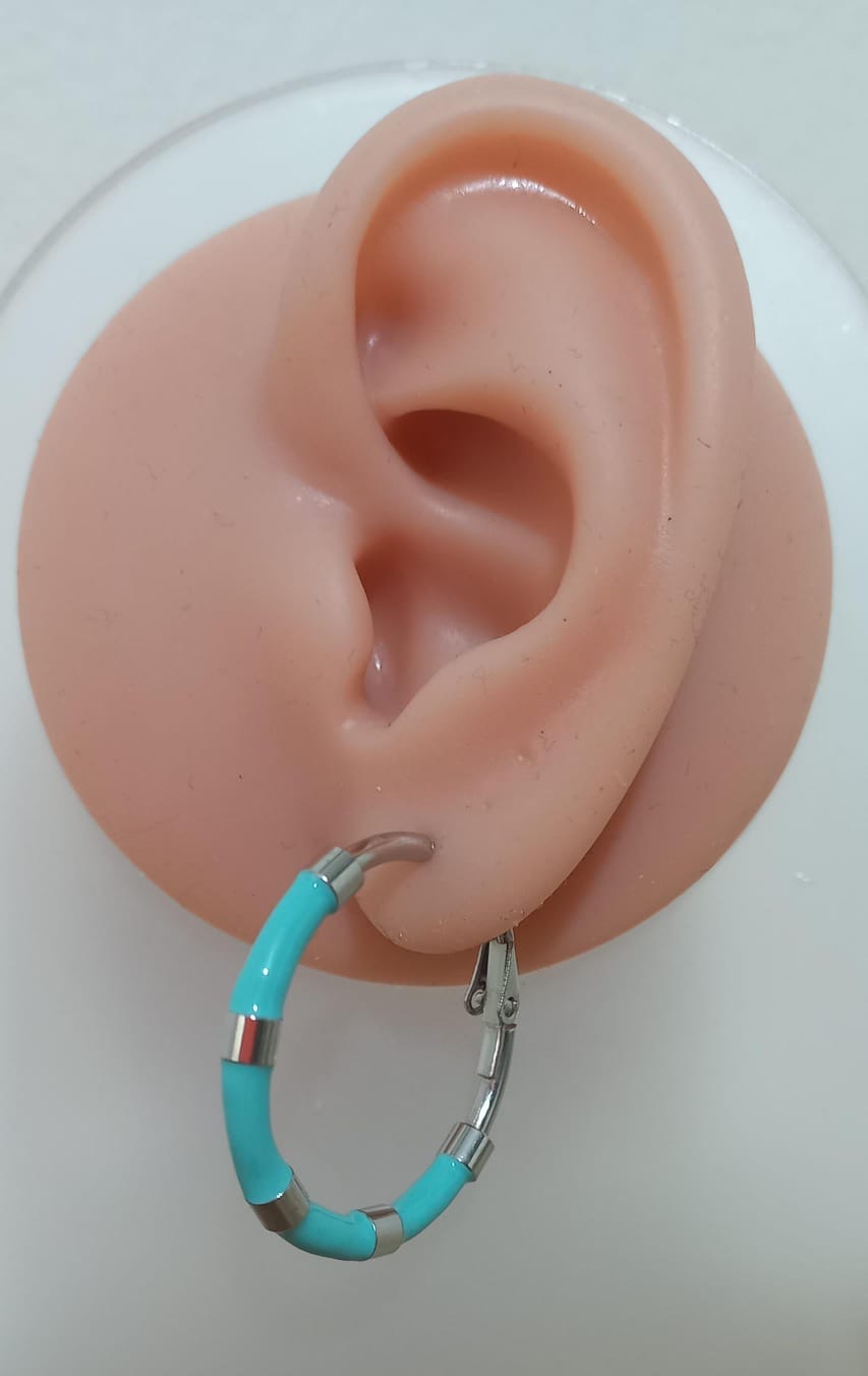 Candongas de Bambú Esmaltada Azul Claro