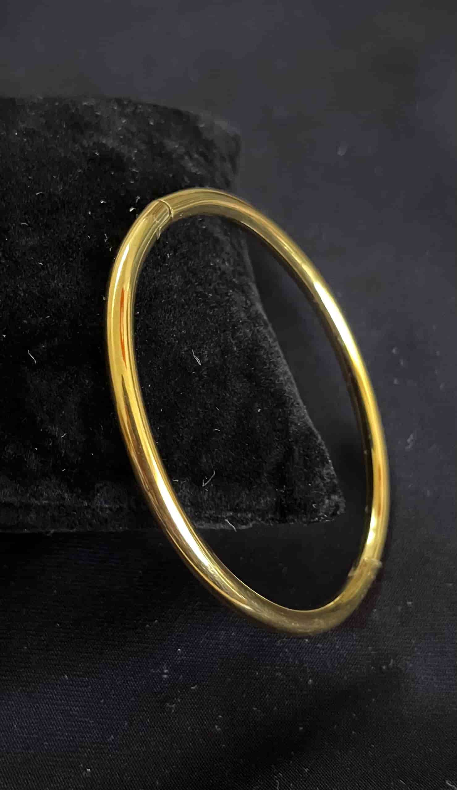 Brazalete Tubular Dorado